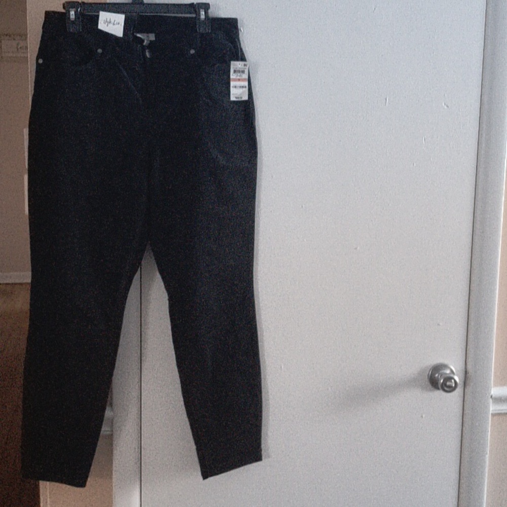 Style&Co. Deep black corduroy skinny jeans
